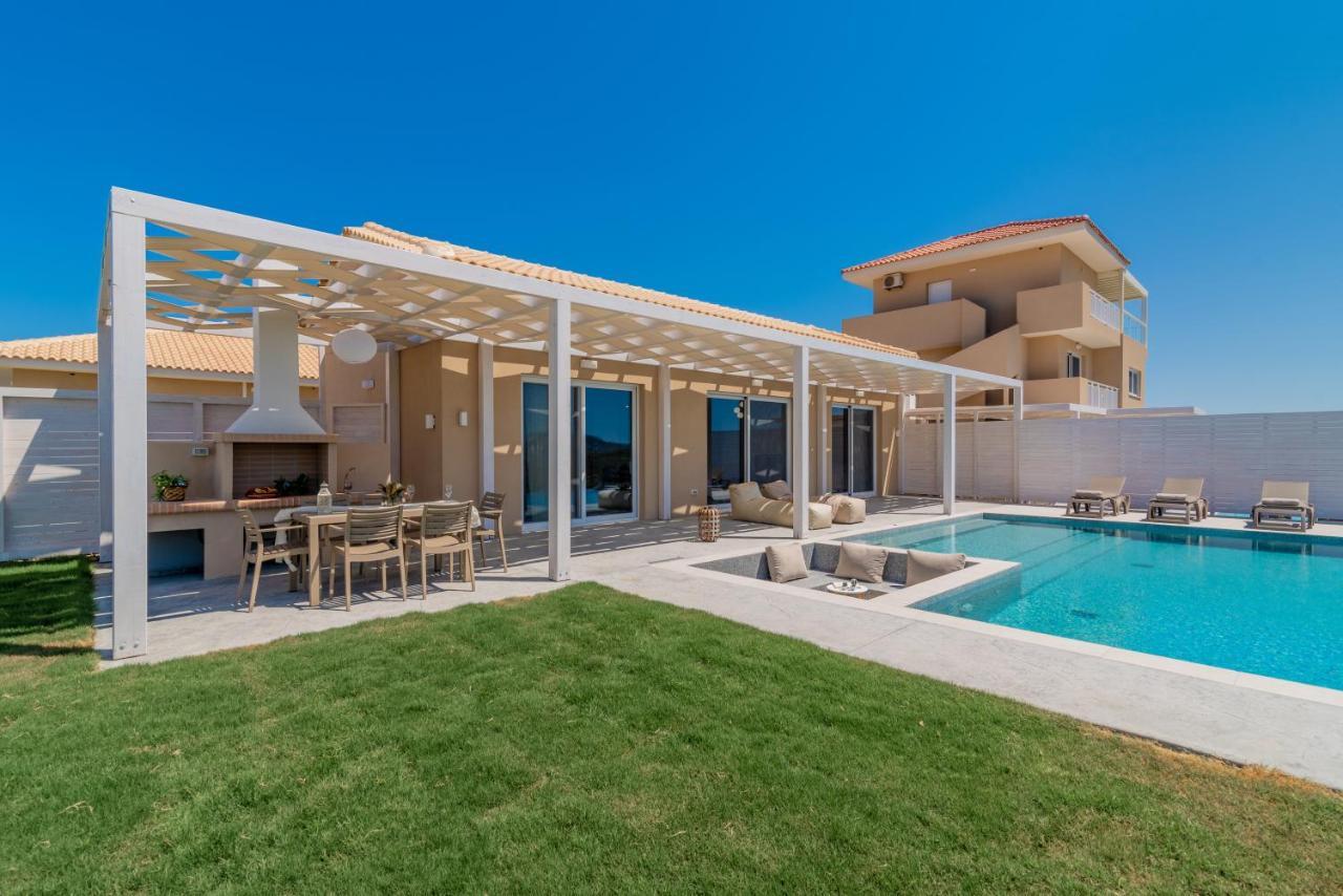 Spartakos Luxury Villa 2 Koukounaria Exterior photo